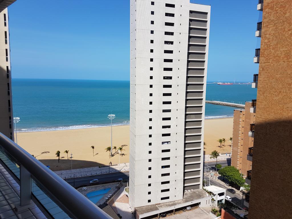Apartamento Vista Mar 4 Suites ฟอร์ตาเลซา ภายนอก รูปภาพ
